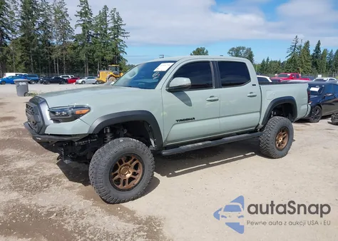 2023 Toyota Tacoma Trail Edition z USA, uszkodzony, nr VIN 3TYCZ5AN5PT132399